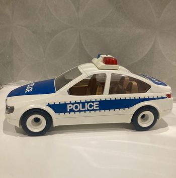 Voiture de Police Playmobil pour enfant