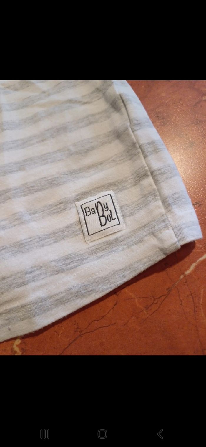 T.shirt garçon taille 24 mois - photo numéro 3