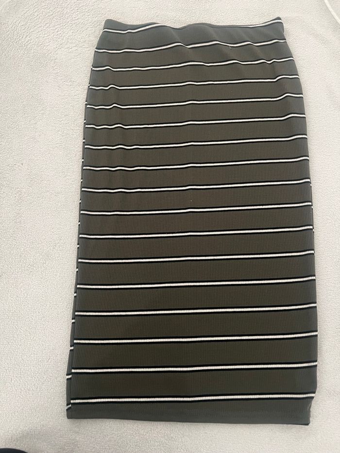 Jupe crayon - photo numéro 2