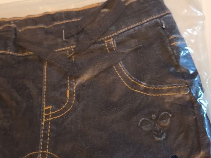 Jeans bébé 4,6 mois Hummel - photo numéro 2