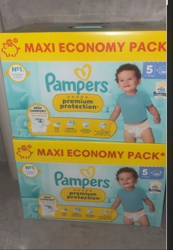 2 CARTONS Pampers premium taille 5