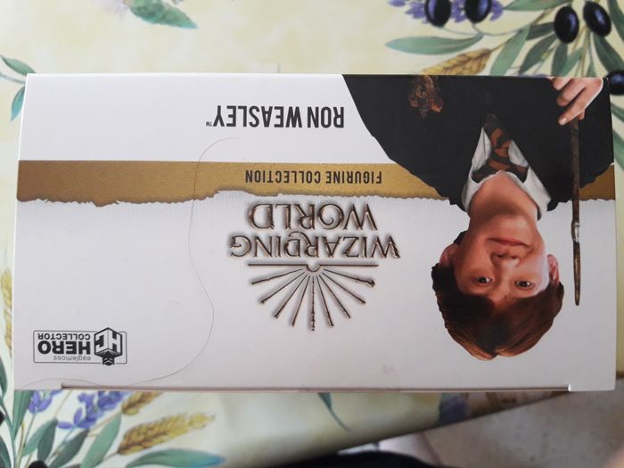 Harry Potter - Figurine Ron Weasley (1ère année) - photo numéro 5