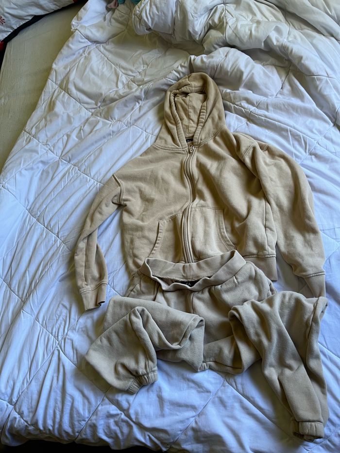 Ensemble jogging et gilet