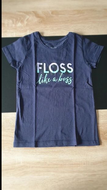 Tee-shirt manche courte 5-6 ans (116cm)