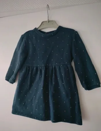(c) Robe sweat bleu marine Kiabi 24m
