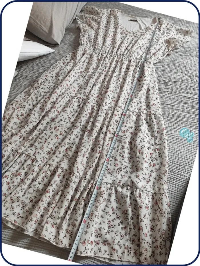 Robe fleurie/ taille L-XL - photo numéro 5