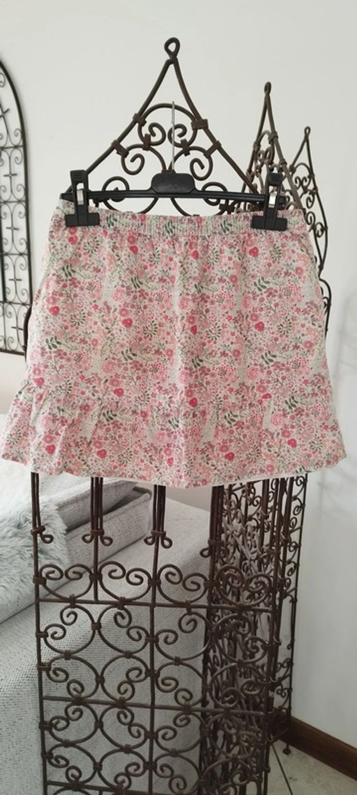 Jupe fleurie avec doublure 13-14 ans neuve - photo numéro 2