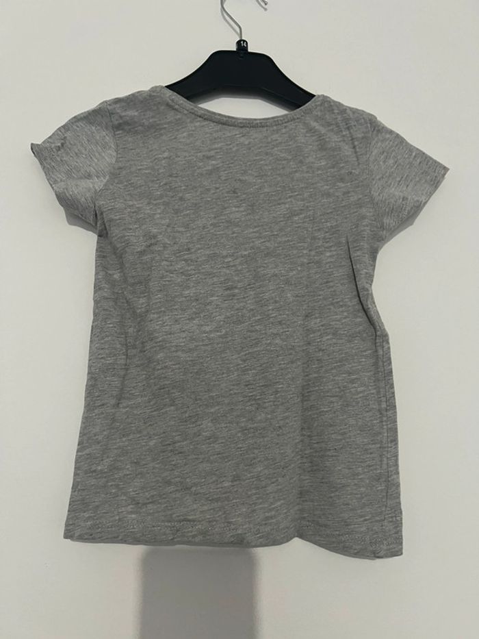 Tee shirt 4/5 ans - photo numéro 2