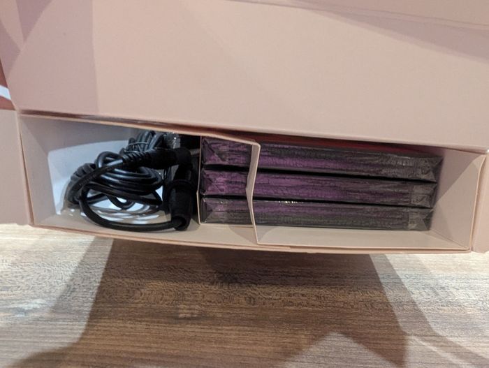 Jeu karaoké années 80 avec DVD et micro neuf - photo numéro 3