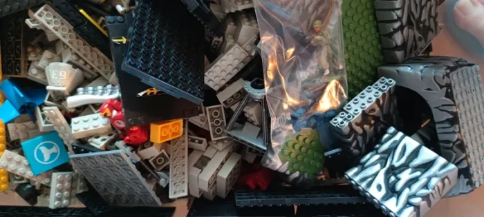 Gros lot de mega Bloks + plaques + personnages. - photo numéro 6