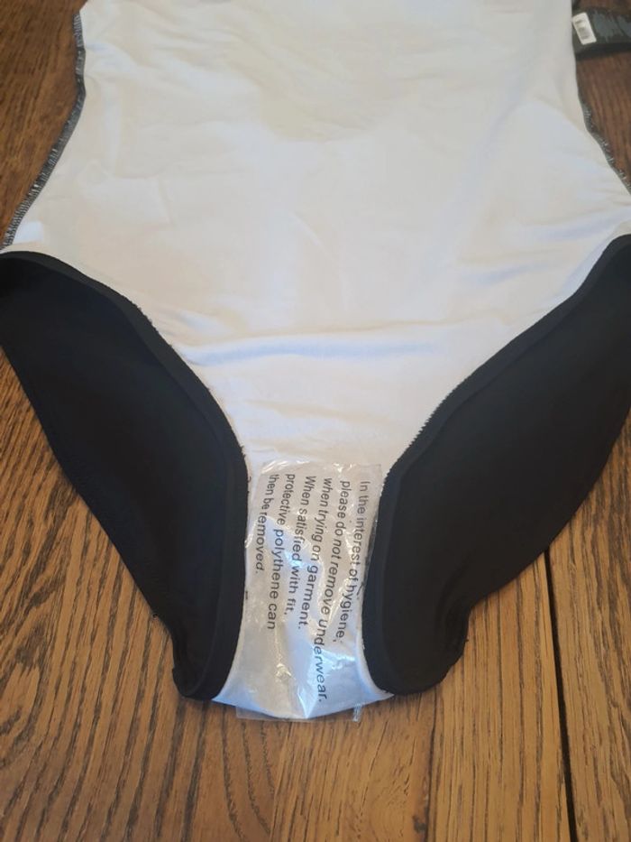 Maillot de bain noir Slazenger eu 42 neuf - photo numéro 12