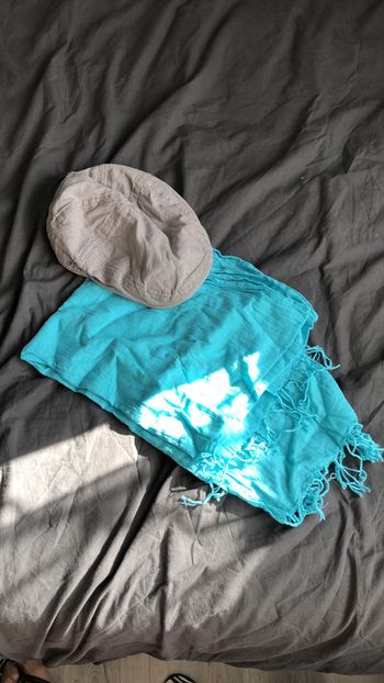 Ensemble casquette /foulard