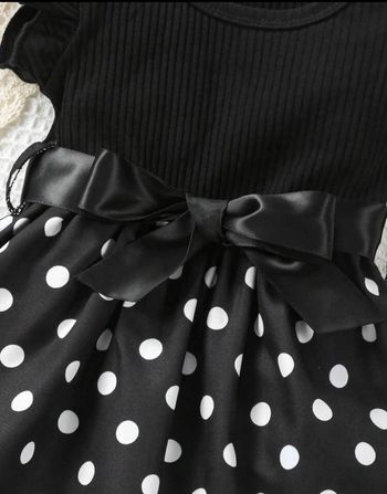 Robe à pois comme neuve 9/12 mois