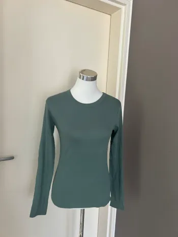 Petit bateau, T-shirt manches longues vert d’eau taille XS