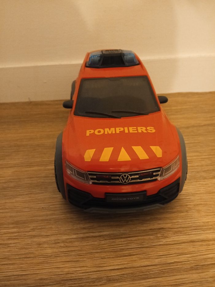 Voiture pompier - photo numéro 2