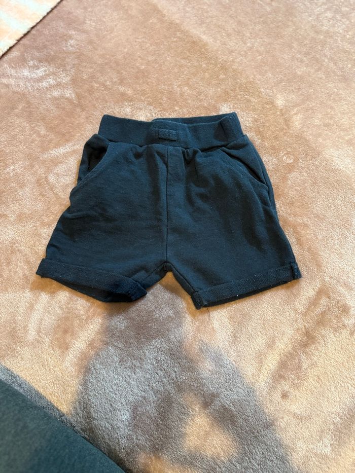 Short bébé garçon