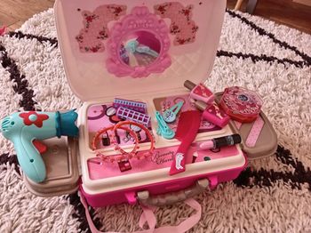 Jeux imitations mallette coiffeuse