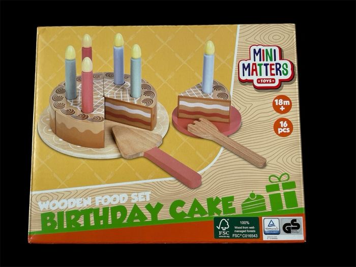 Gâteau d’anniversaire en bois