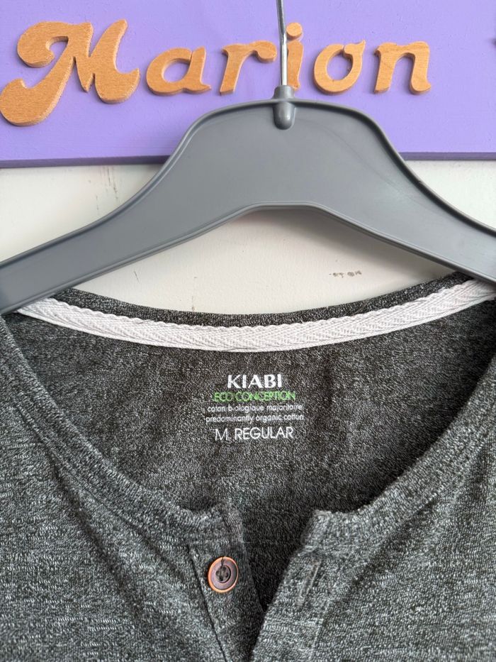 Tee shirt gris à manches courtes, taille M, marque Kiabi - photo numéro 2
