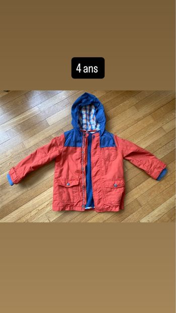 Veste à capuche mi saison petit garçon 4 ans sergent major