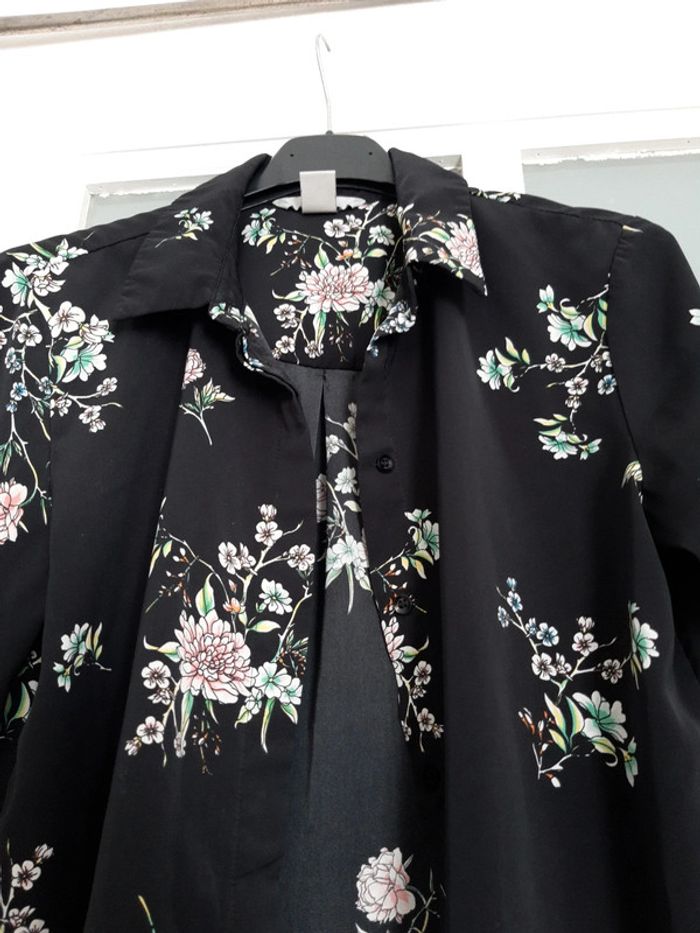 Blouse fuide noire fleurs 34🔴 - photo numéro 4