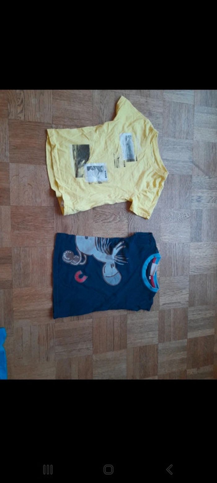 T.shirts x2 Steeds / Kiabi 4 ans