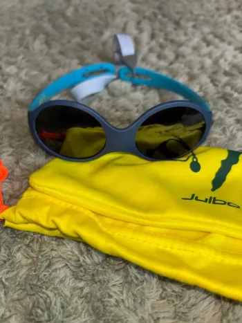 Lunette de soleil bébé