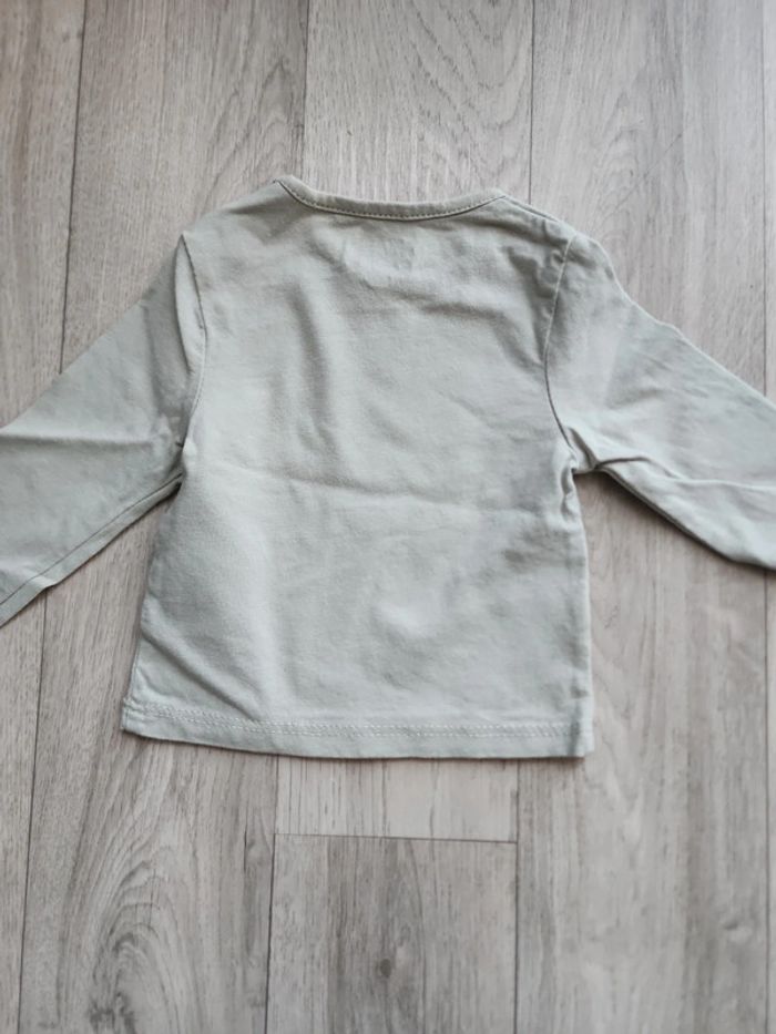 Lot vêtements 1 et 3mois - photo numéro 4