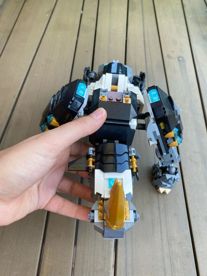 Légo Ninjago Rhinocéros - photo numéro 2