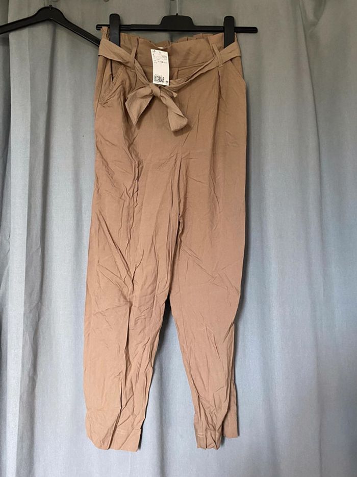 Pantalon marron neuf avec étiquette