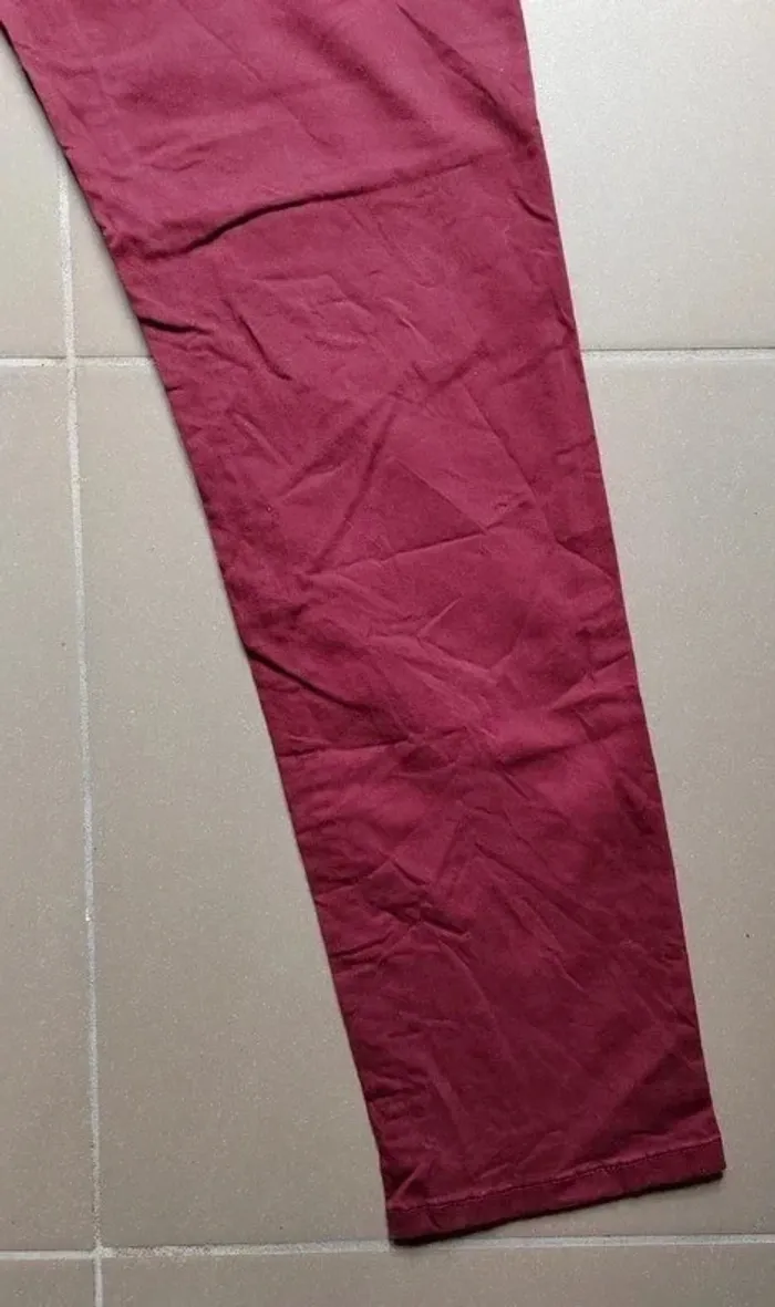 Pantalon jean couleur bordeaux - Taille 40 Kiabi - photo numéro 9