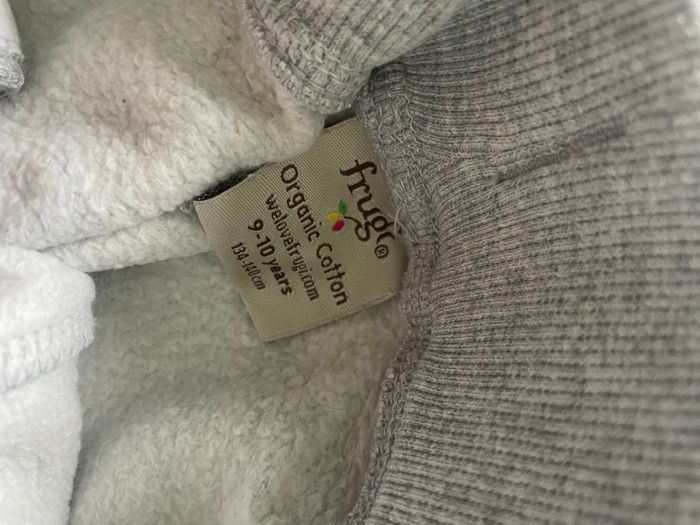 Pantalon Printed Snug Joggers modèle Penguin de la marque Frugi taille 9/10 ans  Porté 2/3 fois - photo numéro 3