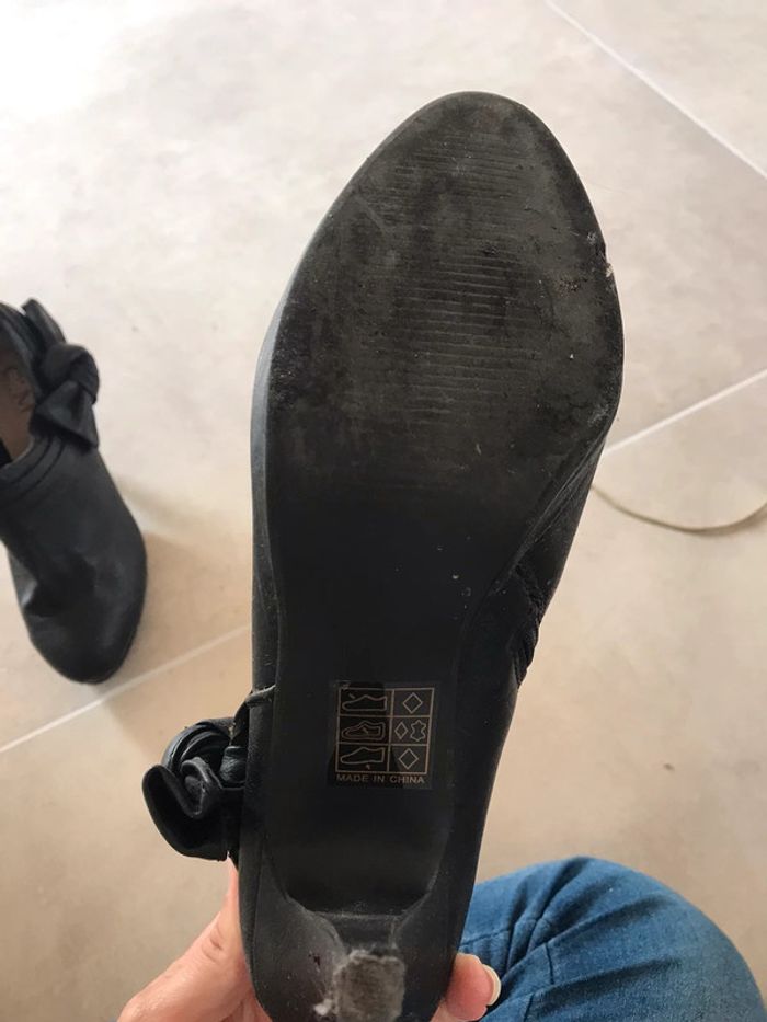 Bottines noires - photo numéro 2