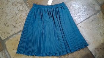 Jupe mi-longue  plissée 46