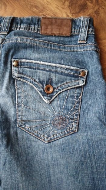Jean Antik Batik