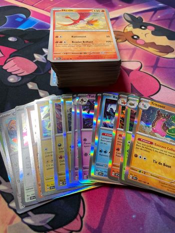 Lot 135 cartes Pokémon étincelle déferlante sans double 