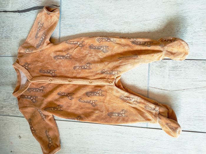Lot 9 pyjamas 3 mois - photo numéro 5