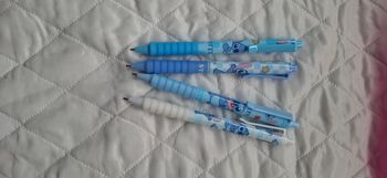 Les 4 stylos stitch  1€ pièce