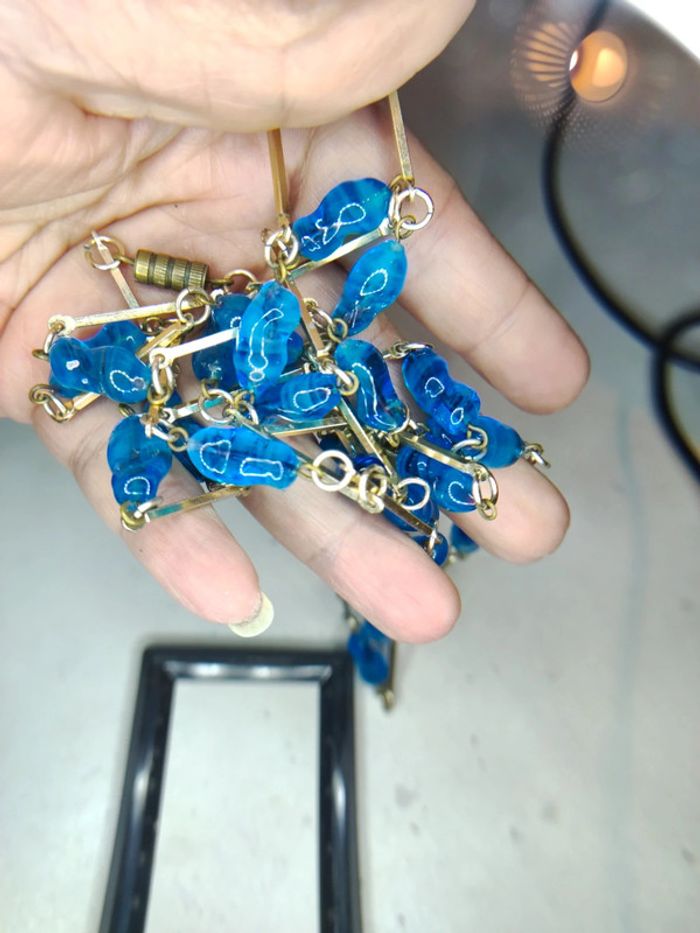 Sautoir 70 cm perles en verre bleues vintage - photo numéro 6