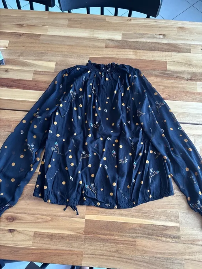 Blouse noire - photo numéro 6