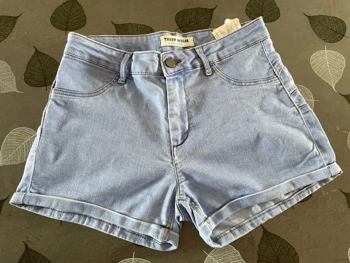 Short bleu clair Tally Weijl 38
