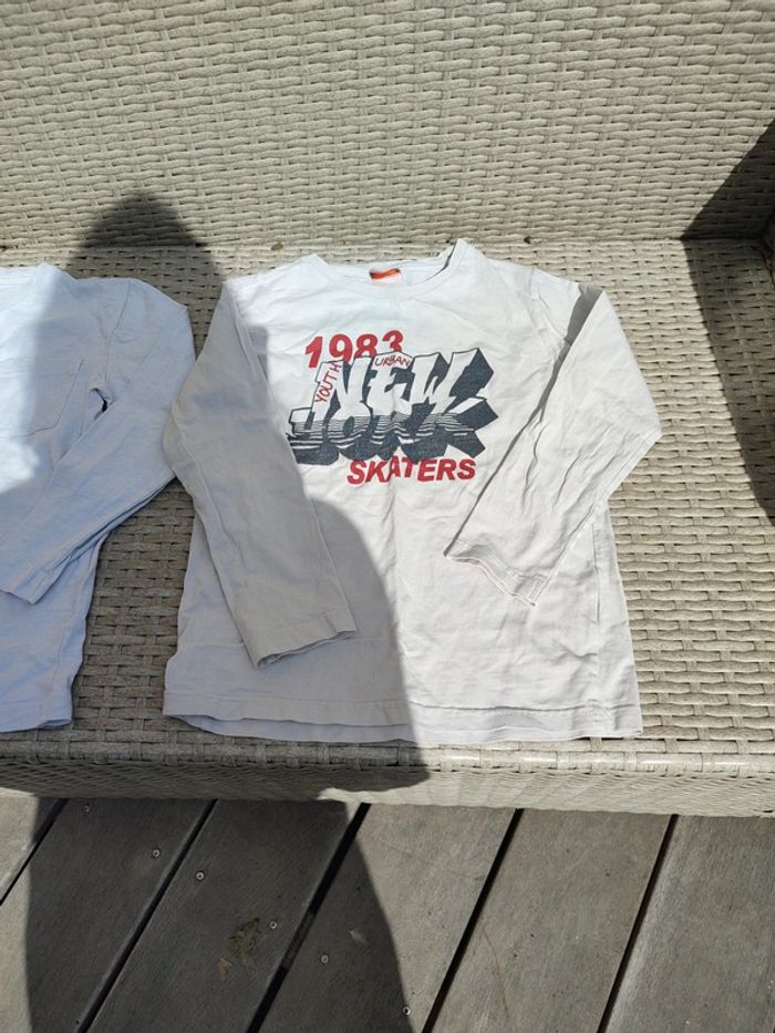 Lot 2 tee shirt