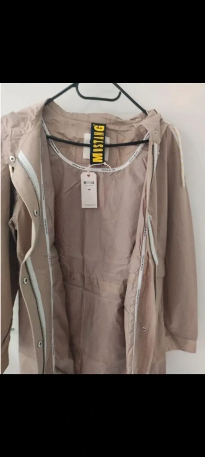 Parka Mustang beige taille S neuf - photo numéro 5