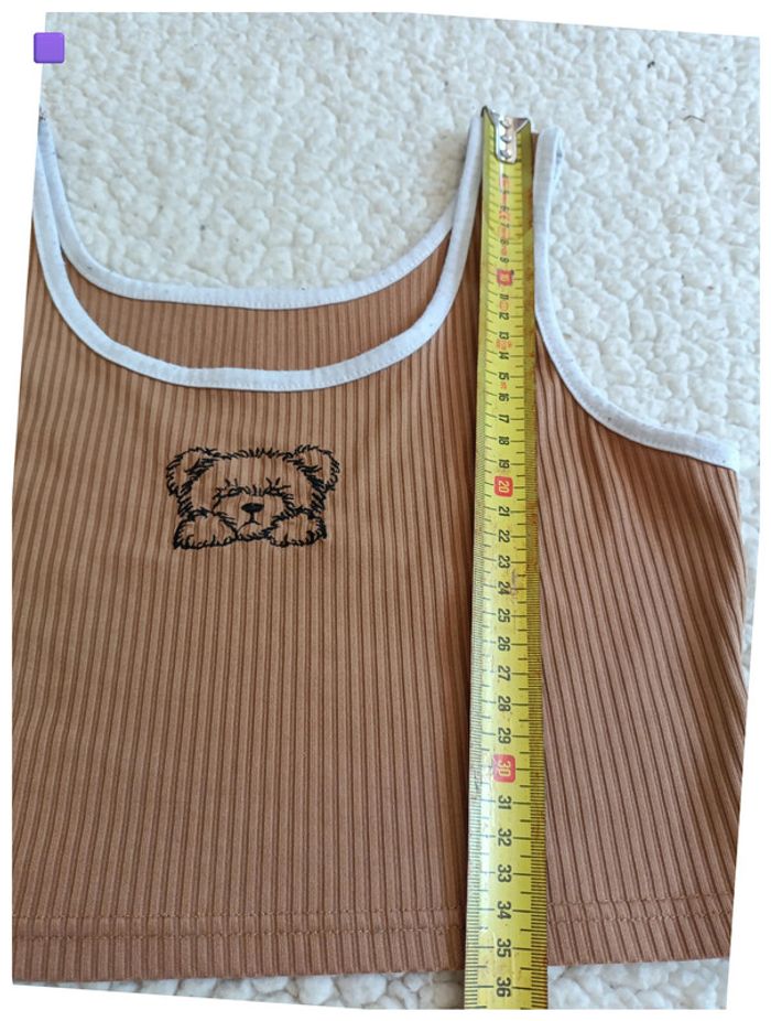 Crop top camel à ourlets blancs et motif nounours – cute, y2k, basique - photo numéro 3