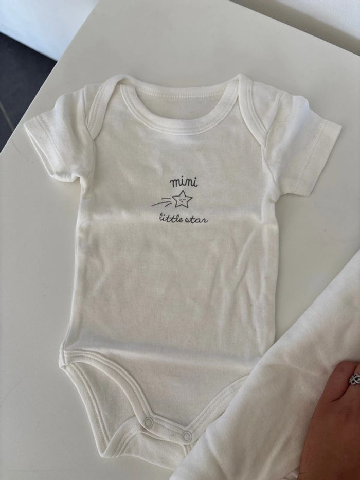 Lot de 4 bodies bébé 3M - photo numéro 7