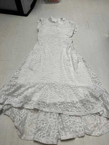 Robe en dentelle blanche, Shein, huit ans