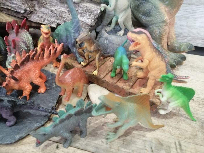lot de 27 figurines  dinosaures - photo numéro 7