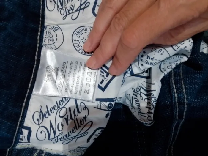 Jean LEE neuf baggy taille 40 mais 44 taille UE - photo numéro 5