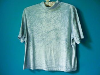 Pull femme 36 S velours argent TBE manches longues