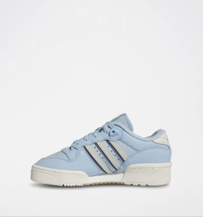 Chaussures adidas enfants neuf - photo numéro 3